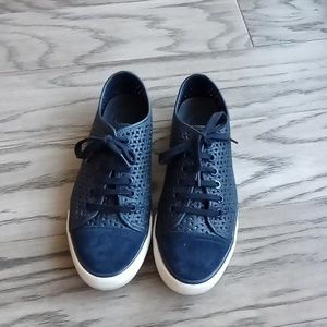 Tory Burch perforated sneakers size 7